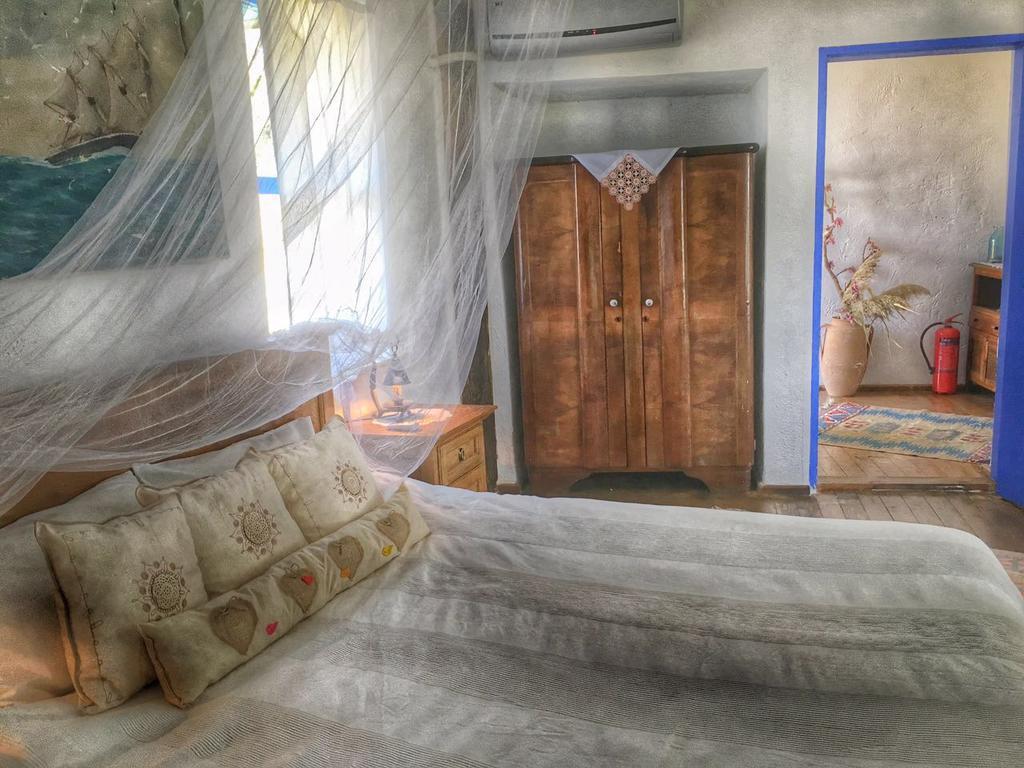 Dimitri Ada Evi & Restaurant Hotel Gokceada Ngoại thất bức ảnh